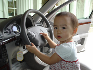Guide pour acheter un adaptateur de ceinture de securite enfant
